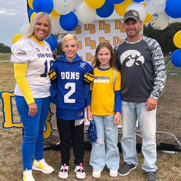 Meet your Posher, Vicki - Picture 2 of 6